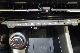 Alfa Romeo Tonale, 1.5, 96 kW, hübriid, automaat, esivedu