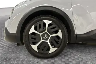 Citroën C4, 1.2, 74 kW, petrol, manual, front-wheel drive