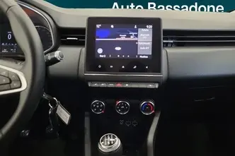 Renault Clio, 1.0, 74 kW, petrol, manual, front-wheel drive