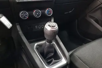 Renault Clio, 1.0, 74 kW, petrol, manual, front-wheel drive