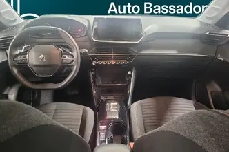 Peugeot 208, 1.2, 74 kW, petrol, automatic, front-wheel drive