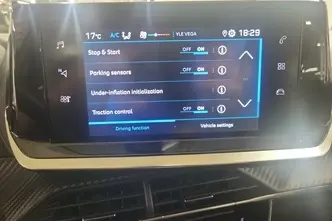 Peugeot 208, 1.2, 74 kW, petrol, automatic, front-wheel drive