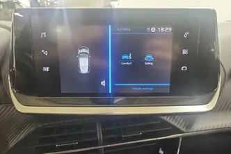 Peugeot 208, 1.2, 74 kW, petrol, automatic, front-wheel drive