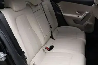 Mercedes-Benz A 180, 1.3, 100 kW, hübriid, automaat, esivedu