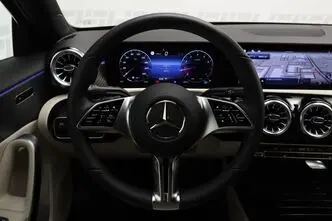 Mercedes-Benz A 180, 1.3, 100 kW, hübriid, automaat, esivedu