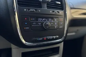 Chrysler TOWN & COUNTRY, 3.6, 211 kW, petrol, automatic, front-wheel drive