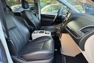 Chrysler TOWN & COUNTRY, 3.6, 211 kW, petrol, automatic, front-wheel drive