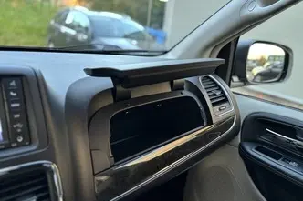 Chrysler TOWN & COUNTRY, 3.6, 211 kW, petrol, automatic, front-wheel drive