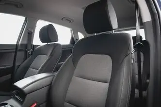 Hyundai Tucson, 1.6, 100 kW, diesel, automatic, front-wheel drive