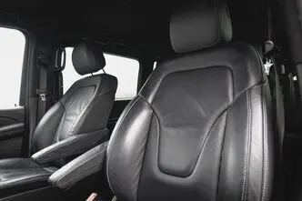 Mercedes-Benz V 300, 2.0, 174 kW, diesel, automatic, four-wheel drive