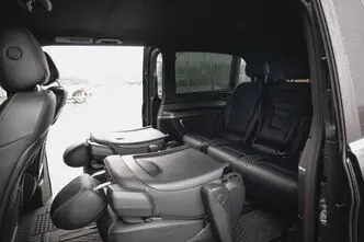 Mercedes-Benz V 300, 2.0, 174 kW, diesel, automatic, four-wheel drive