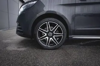 Mercedes-Benz V 300, 2.0, 174 kW, diesel, automatic, four-wheel drive