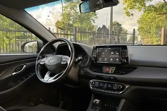 Hyundai i30, 1.4, 103 kW, bensiin, automaat, esivedu