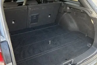 Hyundai i30, 1.4, 103 kW, bensiin, automaat, esivedu