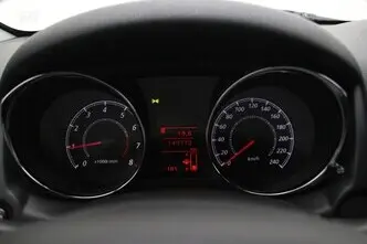 Citroën C4 Aircross, 1.6, 86 kW, bensiin, manuaal, esivedu