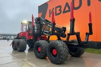 Komatsu 895 8x8, 210 kW, diisel, automaat