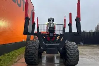 Komatsu 895 8x8, 210 kW, diisel, automaat