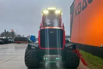 Komatsu 895 8x8, 210 kW, diisel, automaat