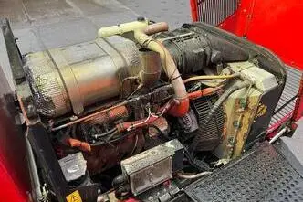 Komatsu 895 8x8, 210 kW, diisel, automaat