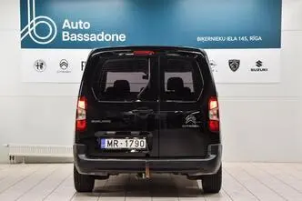 Citroën Berlingo, bensiin, manuaal, esivedu