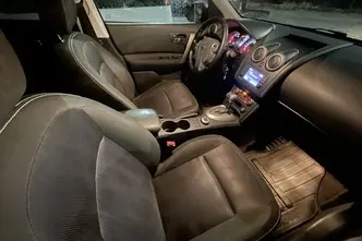 Nissan Qashqai+2, 2.0, 110 kW, dīzelis, automātiskā, pilnpiedziņa