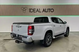 Mitsubishi L200, 2.3, 110 kW, дизель, автомат, полный привод