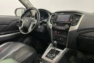 Mitsubishi L200, 2.3, 110 kW, дизель, автомат, полный привод