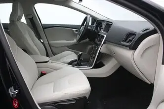 Volvo V40, 2.0, 88 kW, diisel, manuaal, esivedu