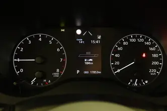 Toyota Yaris, 1.5, 92 kW, bensiin, automaat, esivedu