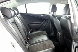 Volkswagen Passat, 2.0, 110 kW, bensiin, manuaal, esivedu