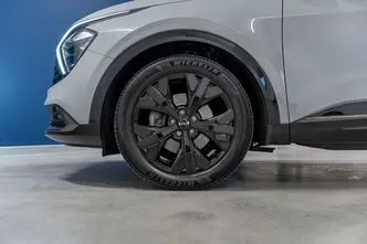 Kia Sportage, 1.6, 110.1 kW, hübriid, automaat, esivedu