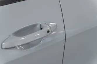 Kia Sportage, 1.6, 110.1 kW, hübriid, automaat, esivedu