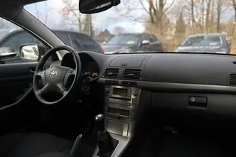 Toyota Avensis, 1.8, 95 kW, bensiin, manuaal, esivedu