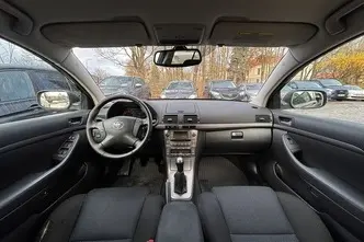 Toyota Avensis, 1.8, 95 kW, bensiin, manuaal, esivedu
