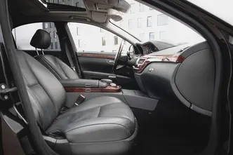Mercedes-Benz S 550, 5.5, 285 kW, bensiin, automaat, tagavedu