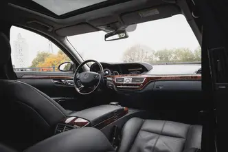 Mercedes-Benz S 550, 5.5, 285 kW, bensiin, automaat, tagavedu