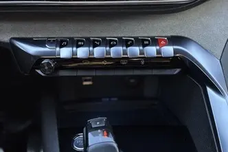 Peugeot 3008, 2.0, 133 kW, diesel, automatic, front-wheel drive