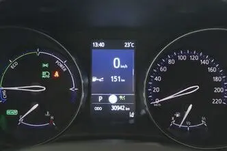 Toyota C-HR, 1.8, 72 kW, гибрид, автомат, передний привод