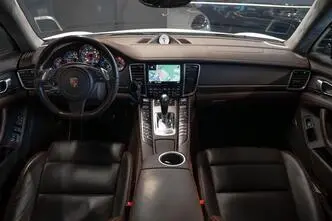 Porsche Panamera, 4.8, 324 kW, бензин, автомат, полный привод