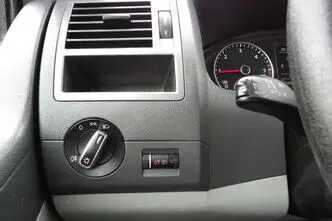 Volkswagen Caravelle, 84 kW, дизель, механическая, передний привод