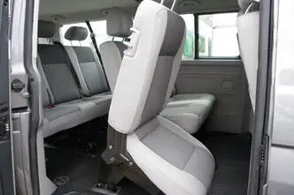 Volkswagen Caravelle, 84 kW, дизель, механическая, передний привод