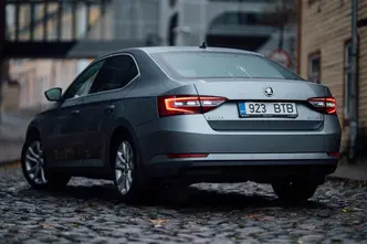 Škoda Superb, 1.4, 110 kW, бензин, автомат, передний привод