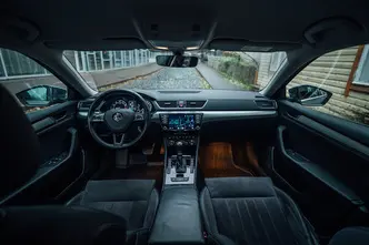 Škoda Superb, 1.4, 110 kW, бензин, автомат, передний привод