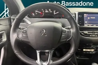 Peugeot 2008, 1.2, 81 kW, bensiin, automaat, esivedu