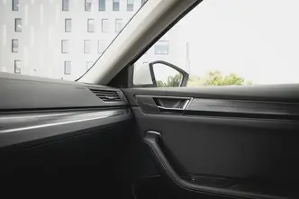 Škoda Superb, 1.4, 115 kW, pistikhübriid, automaat, esivedu