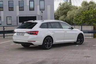 Škoda Superb, 1.4, 115 kW, pistikhübriid, automaat, esivedu