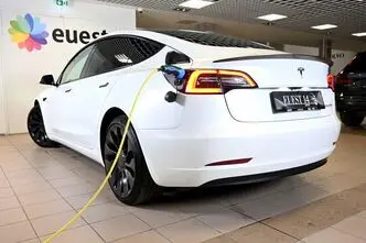 Tesla Model 3, 377 kW, elekter, automaat, nelikvedu