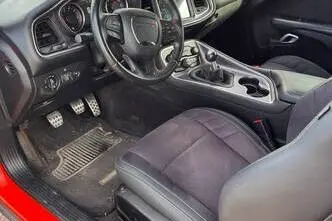 Dodge Challenger, 5.7, 277 kW, bensiin, manuaal, tagavedu