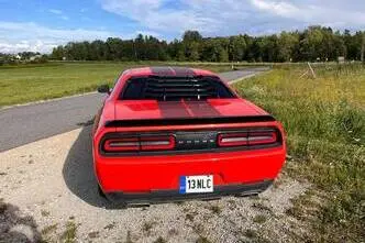 Dodge Challenger, 5.7, 277 kW, bensiin, manuaal, tagavedu