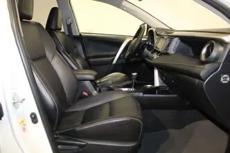 Toyota RAV4, 2.0, 111 kW, bensiin, automaat, nelikvedu